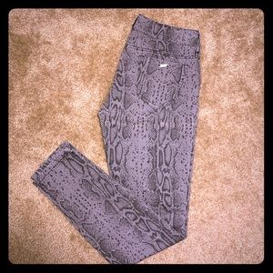 GUESS Snakeskin Skinny Pants